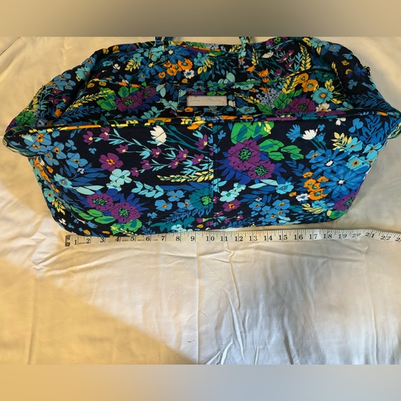 Vera Bradley grand traveler weekender bag - Picture 7 of 13